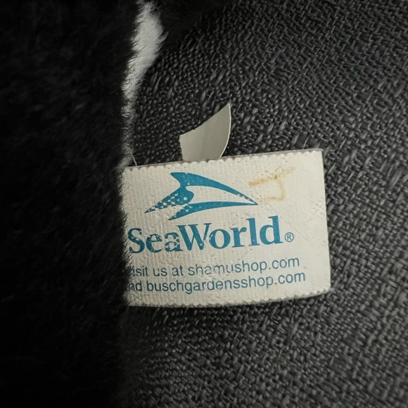 Sea World Shamu Plush Whale Orca - Picture 5 of 9